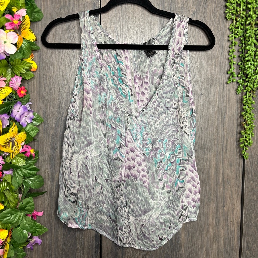 =🌸5/$25🌸Mandee Multicolor Sleeveless Opaque Top Size Large